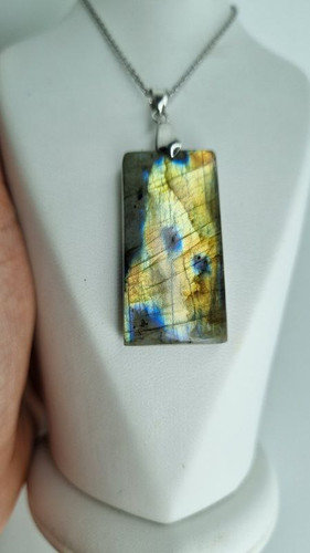 مدال لابرادوریت کد 6