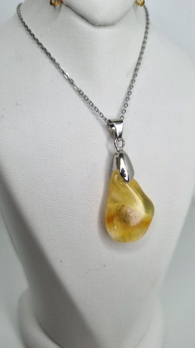 گردنی کهربا متوسط 3